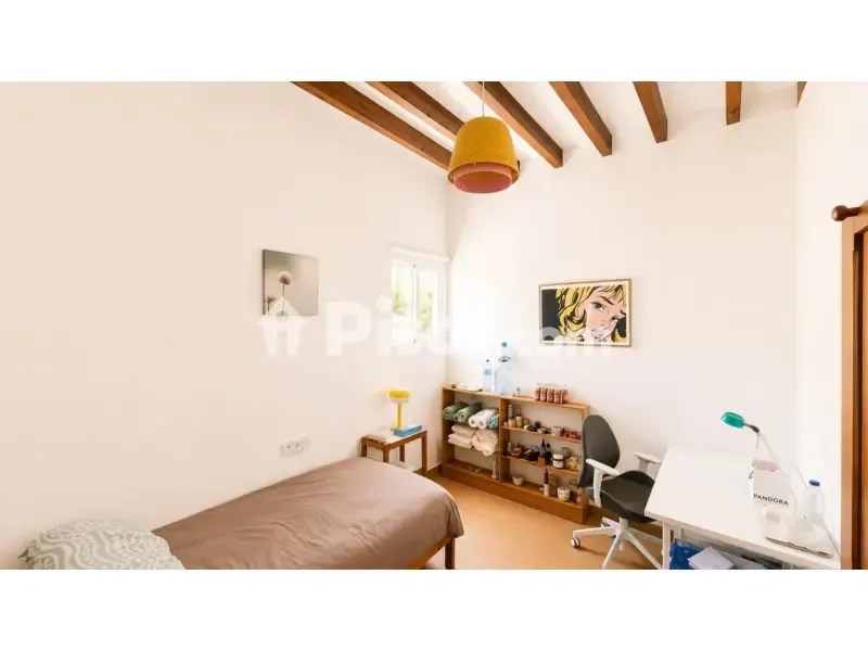 Chambres - Historic Attic with Terrace in Carrer dels Oms