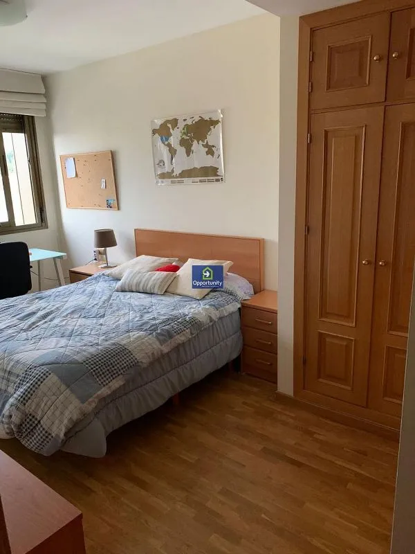 Magamistoad - Furnished Flat with Garage in Pajaritos