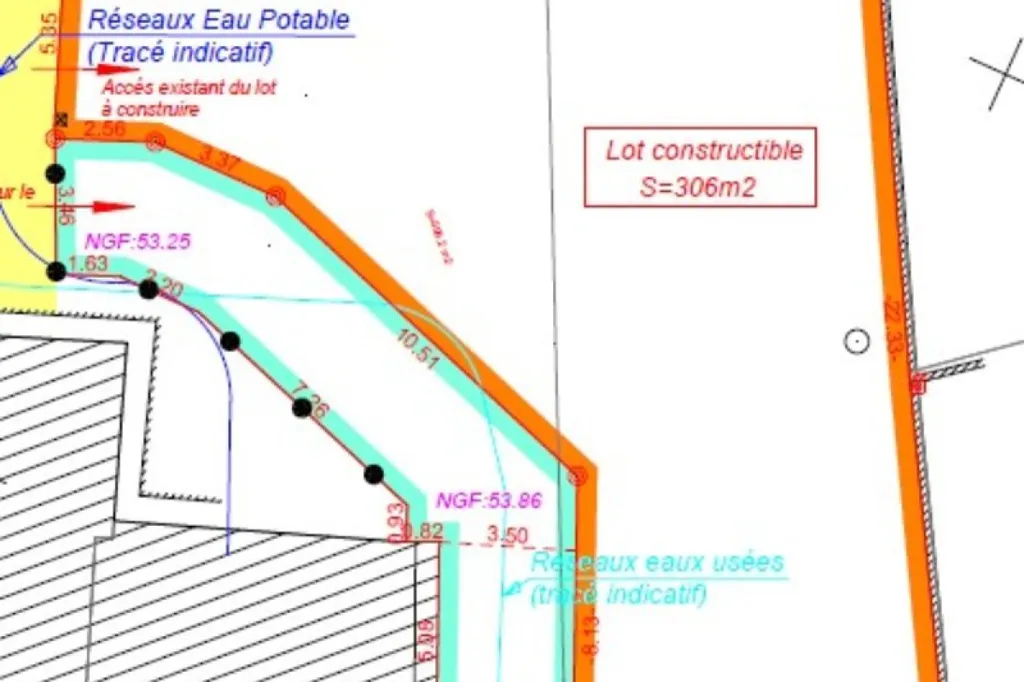 Grundriss - Clay-Tiled Plot in Caumont-sur-Durance