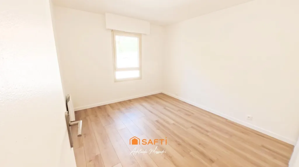 Stanze - 3-Piece Apartment with East-Facing Loggia in Nice