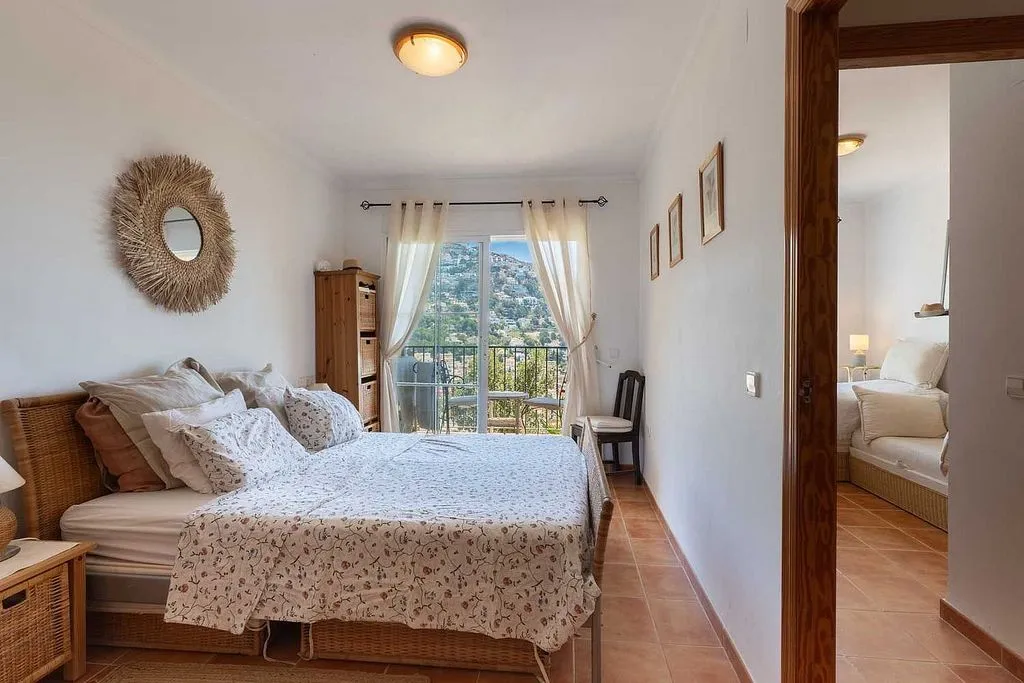 Magamistoad - Terraced House with Pool in Mascarat