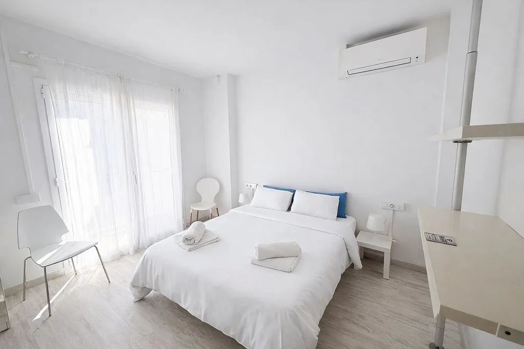 Chambres - Terraced House with South Terrace in Sitges Centre