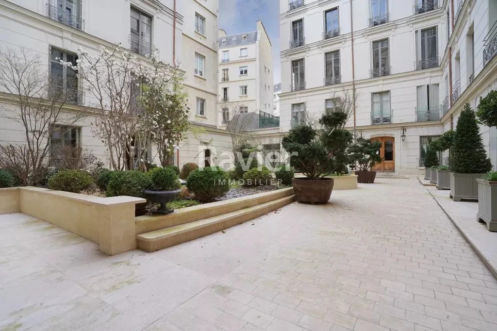 Jardin - Appartement 6 Pièces avec Ascenseur à Paris 17ème