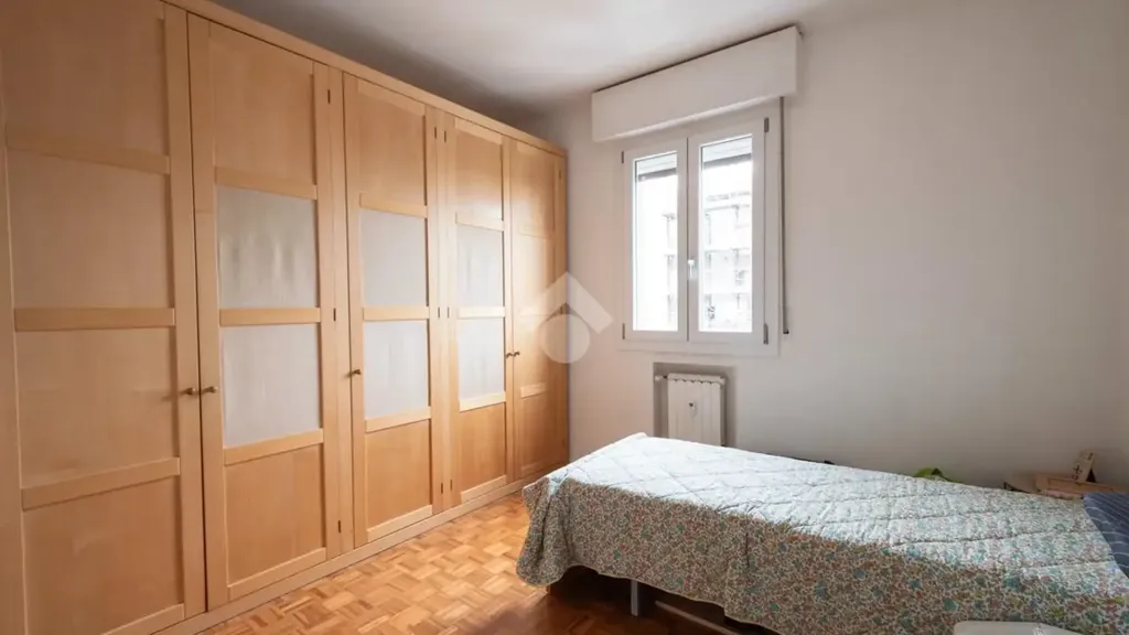 Apartment with Triple Exposure in Carpi