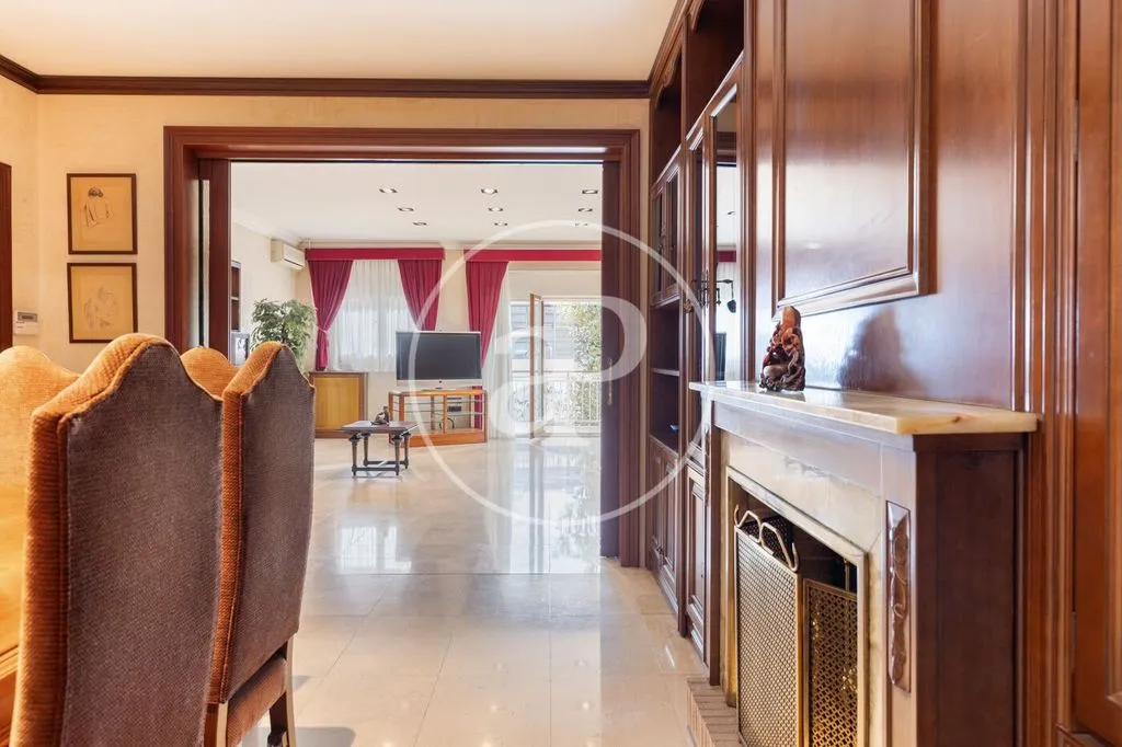 Salle à manger - Luxury Villa with Pool in Sabadell