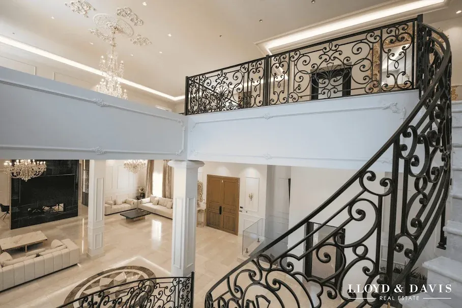 Pièces - Maison de Luxe avec Spa à Chantilly