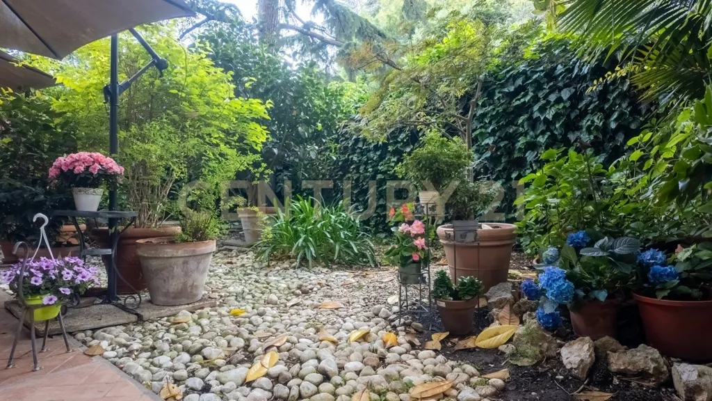 Terrass - Garden Apartment with Terrace in Monteverde, Rome