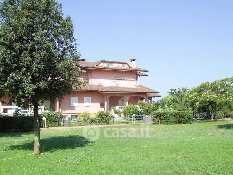 Aed - Apartment with Pool in Sabaudia