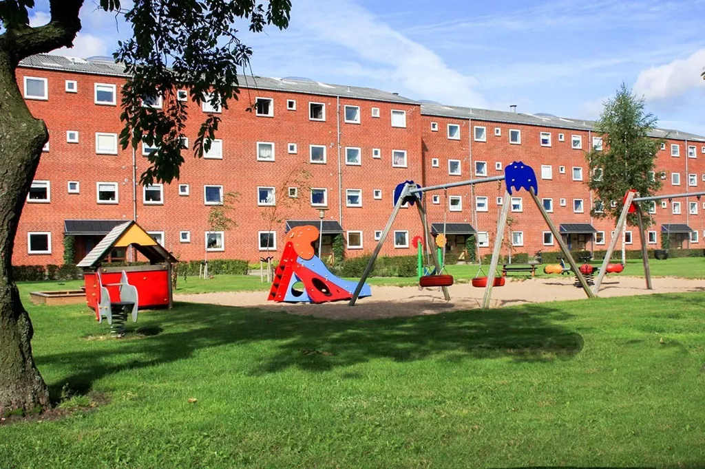 Aed - Two-Bedroom Flat with Pets Allowed in Frederikshavn