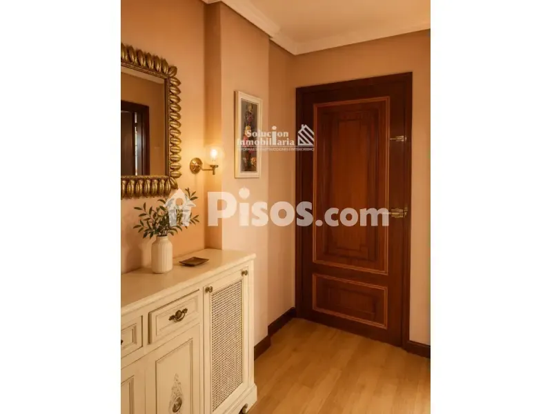 Entrée - Student Flat with Balcony near Campus in San Bernardo