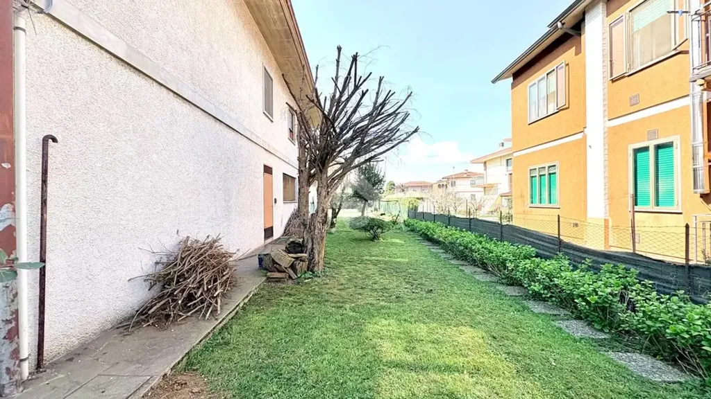 Jardin - Prestigious Villa with Garden in Creazzo