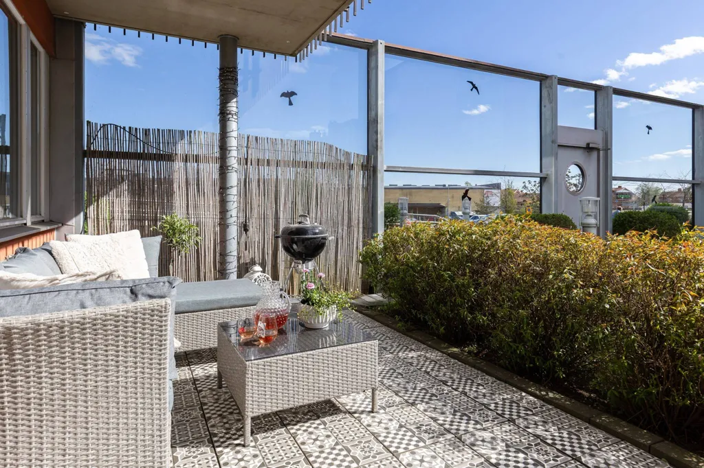 Terrasse - Modern Flat with Private Terrace in Kalmar
