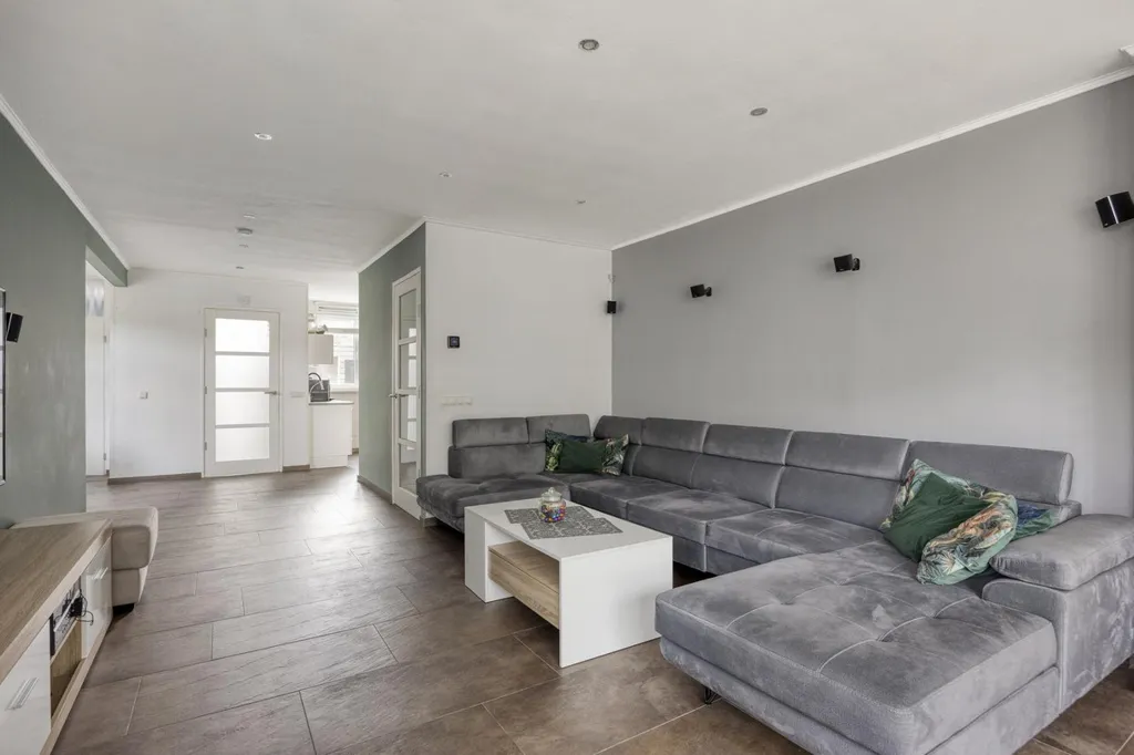 Séjour - Family Home with Garden in Maassluis