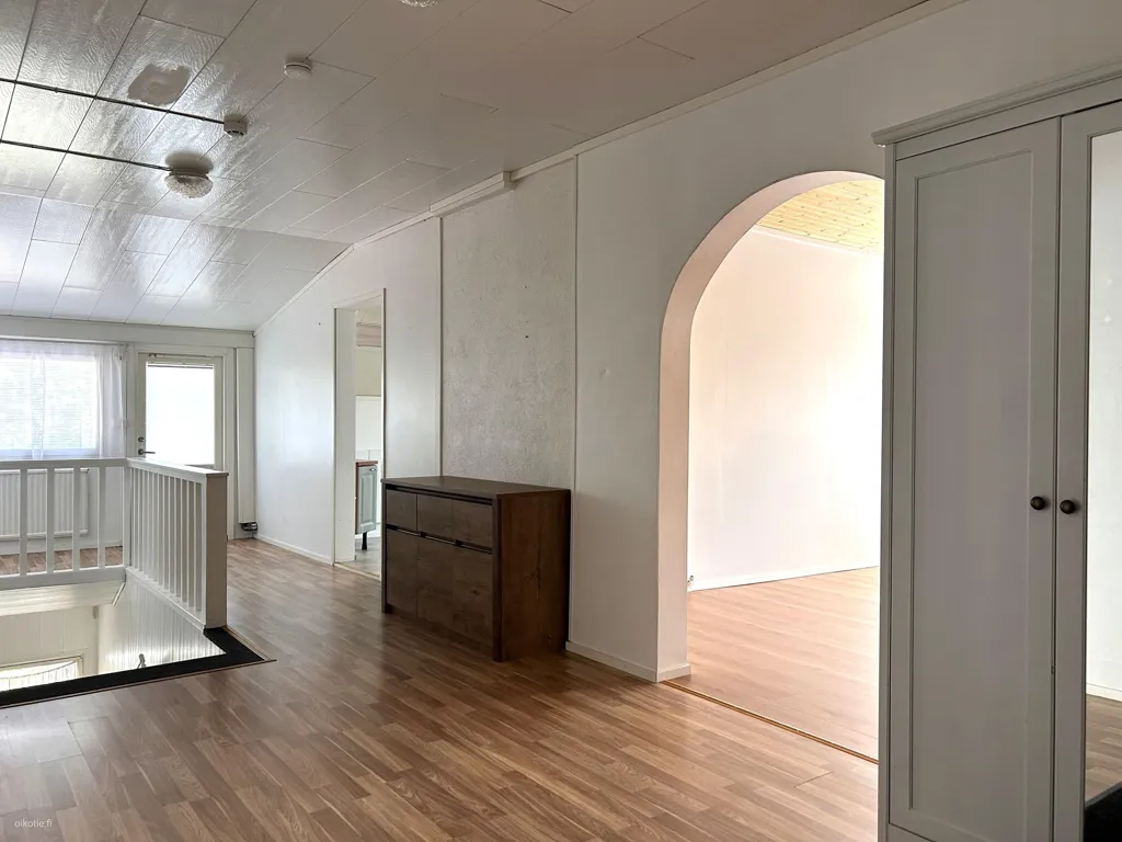 Ingresso - Mixed-Use Property with Sauna in Uotila, Rauma