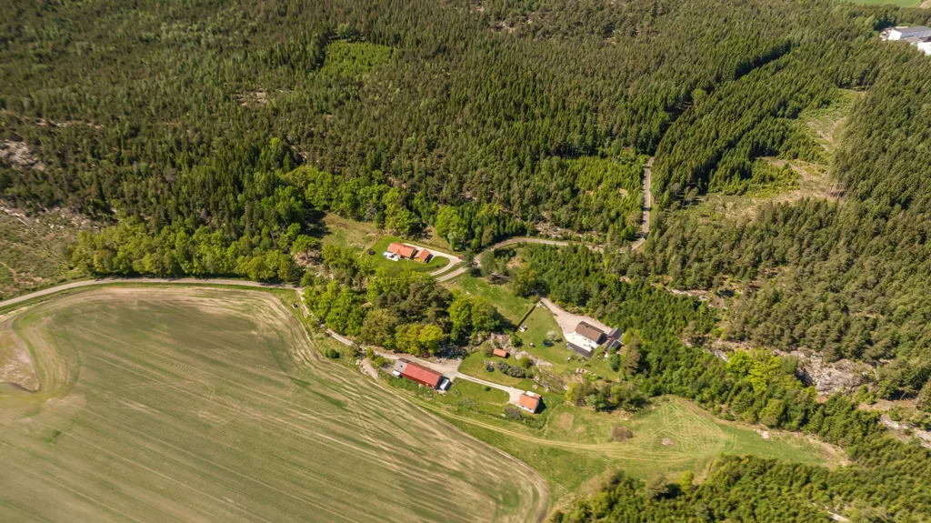 Vue aérienne - Buildable Plot with Garden in Strömstad