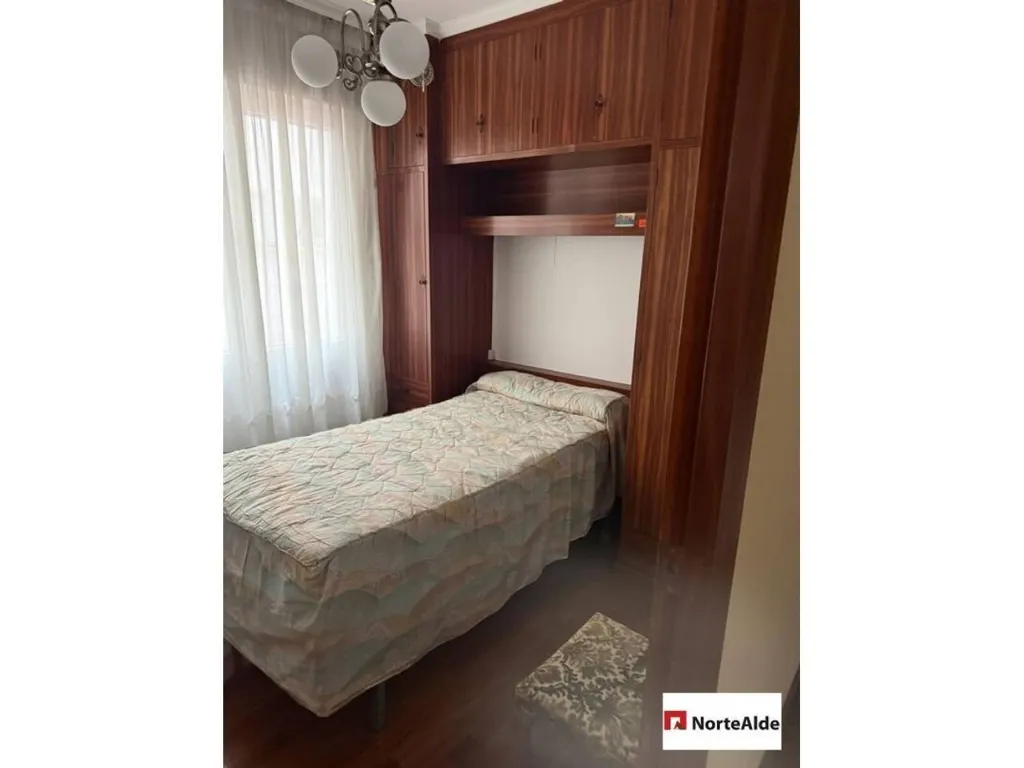 Chambres - Apartment with Balcony and Terrace in Arrontegi Centre