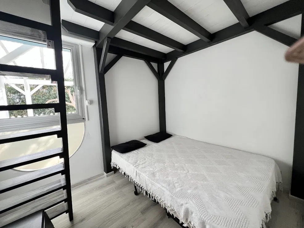 Magamistoad - Apartment with Terrace near St Pierre Beach