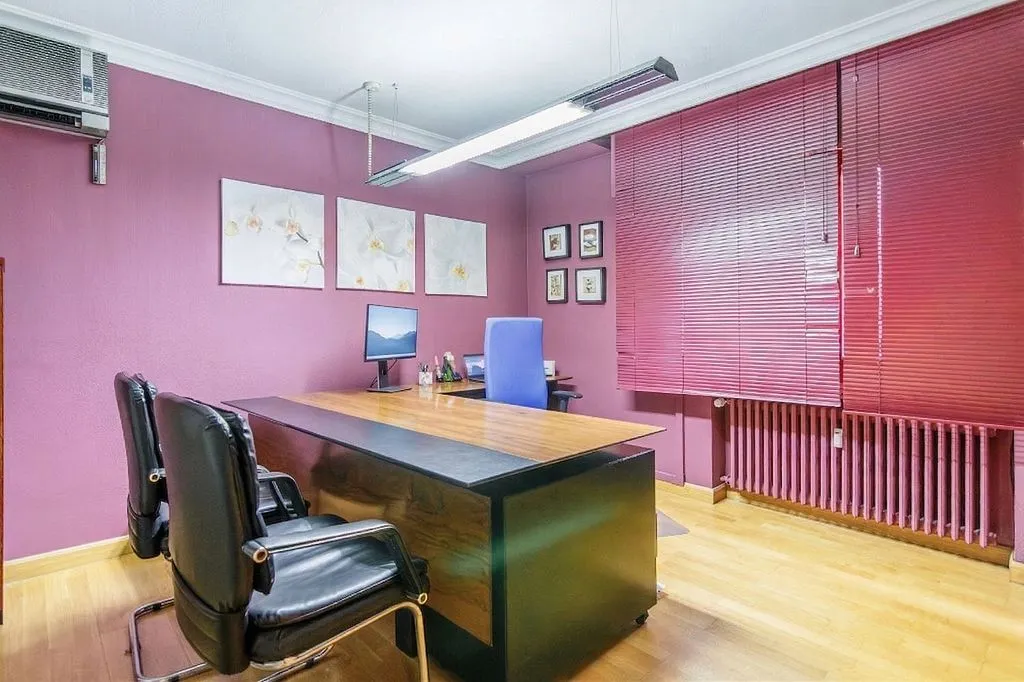 Bureau - Flat with Central Heating in Oviedo