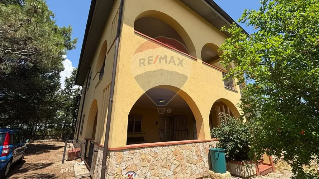 Extérieur - Bifamiliar Villa with Garden in Caltanissetta