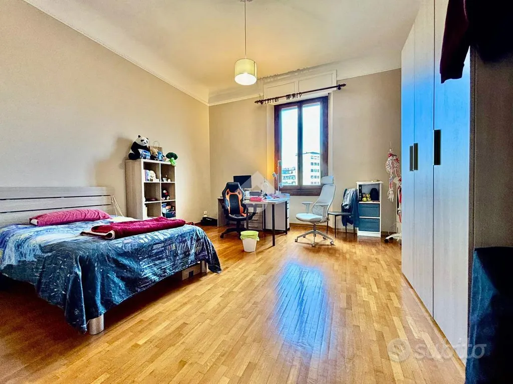 Chambres - Period Apartment with Balcony in Florence