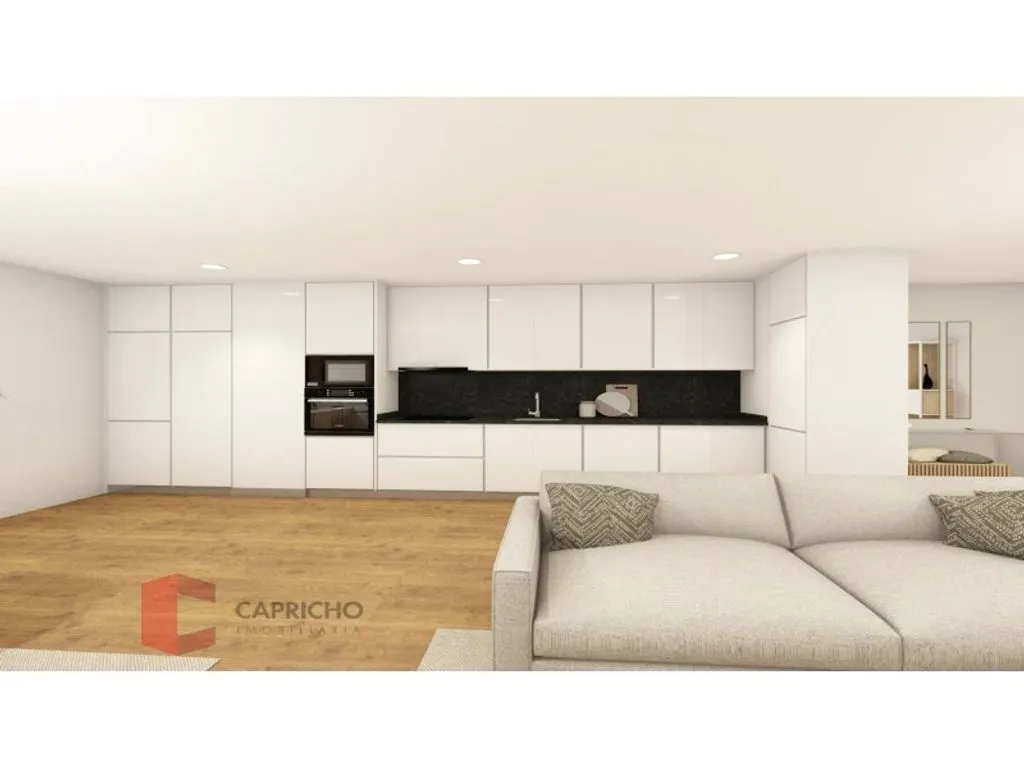 Duplex Flat with 130m² Terrace in Camarate