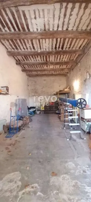 Garage - Charming Stone House with Potential in Beaumes-de-Venise