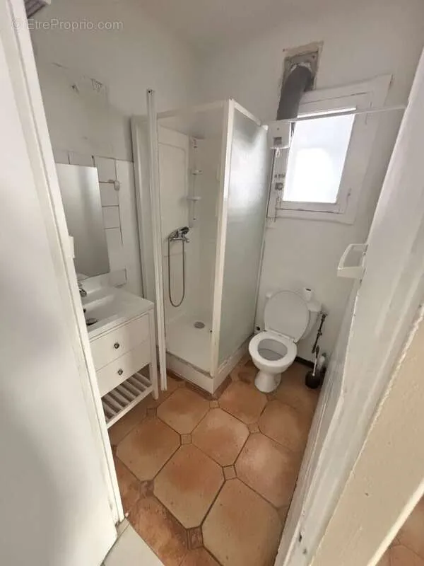 Salles de bain - Appartement T3 avec Terrasse à Frontignan
