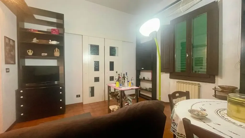 Séjour - Apartment with Cellar near Stadio, Montevarchi