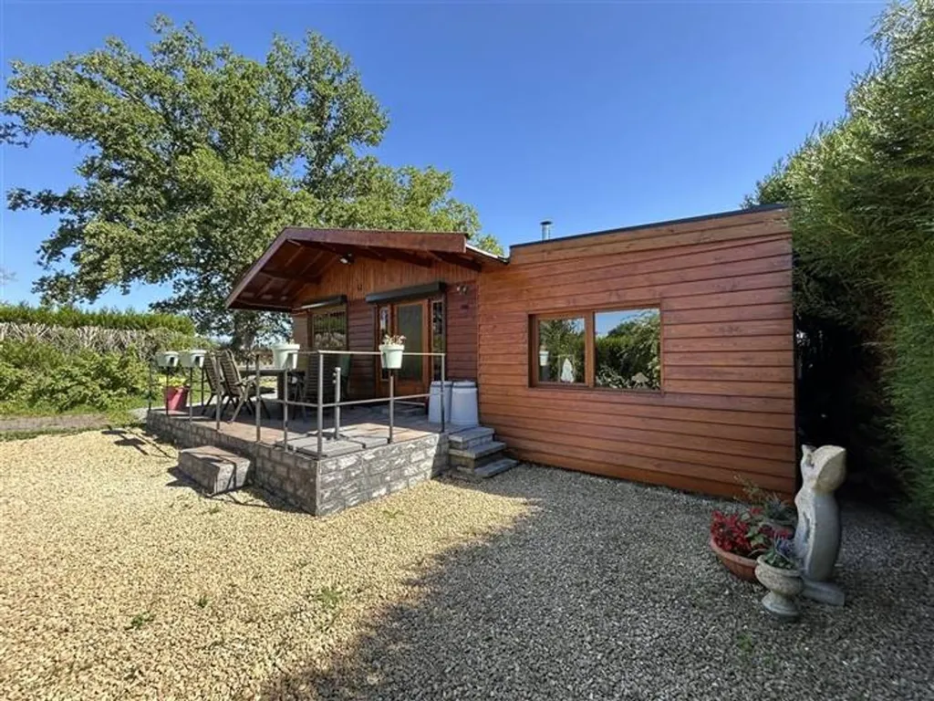 Jardin - Chalet avec Terrasse à Noiseux