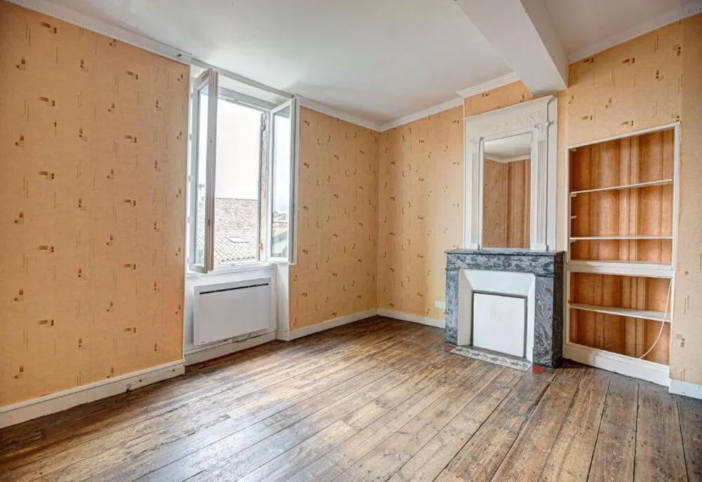 Toad - Renovated House with Garden in Creon