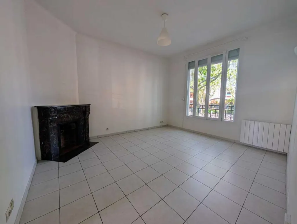 Elutuba - Ready-to-Move Flat near RER B in Bagneux