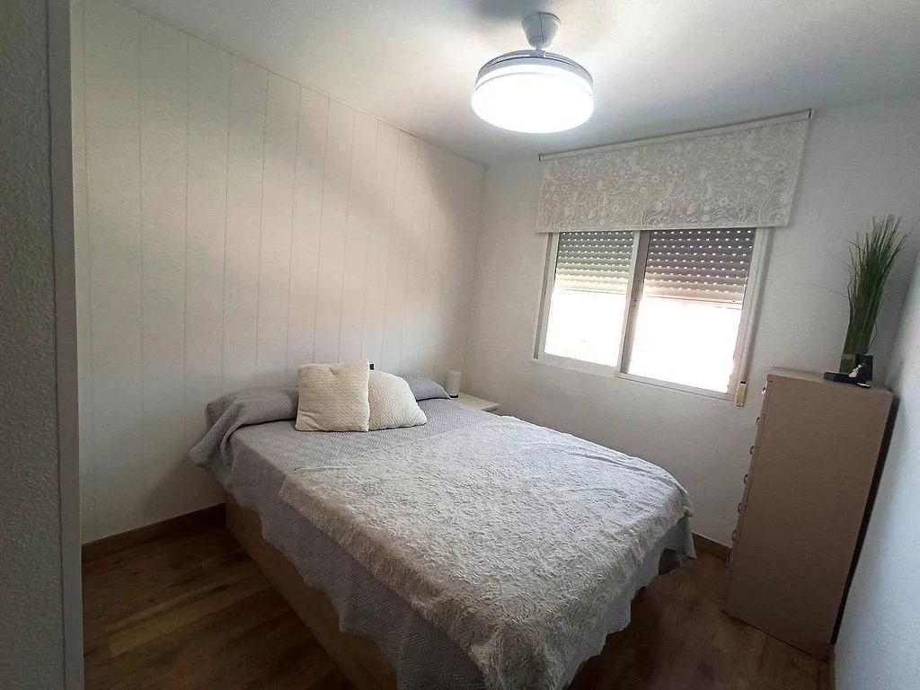 Chambres - Semi-Detached House with Pool in Los Girasoles