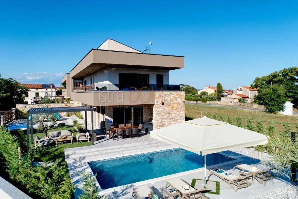 Õhuvaade - Modern Villa with Pool in Marčana