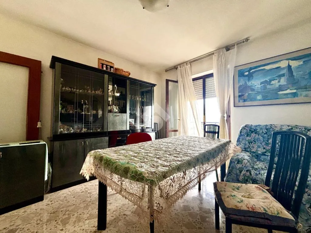 Salle à manger - Top-Floor Apartment with Balcony in Loseto