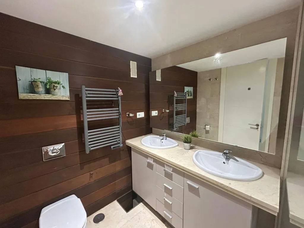 Vannitoad - Apartment with Pool and Terrace in La Duquesa