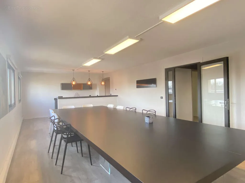 Söögituba - Modern Office Space near Perpignan Centre