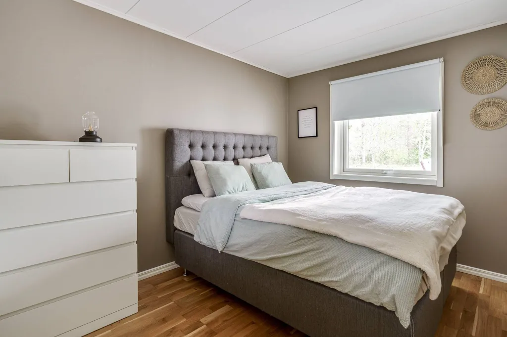 6-toaline maja asukohas Hallsbergs kommun