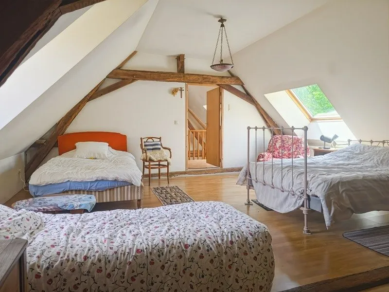 Chambres - Propriété Charmante avec Jardin à Saint-Célerin