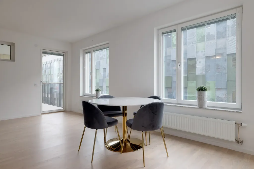 Söögituba - Modern Flat with Balcony in Öster