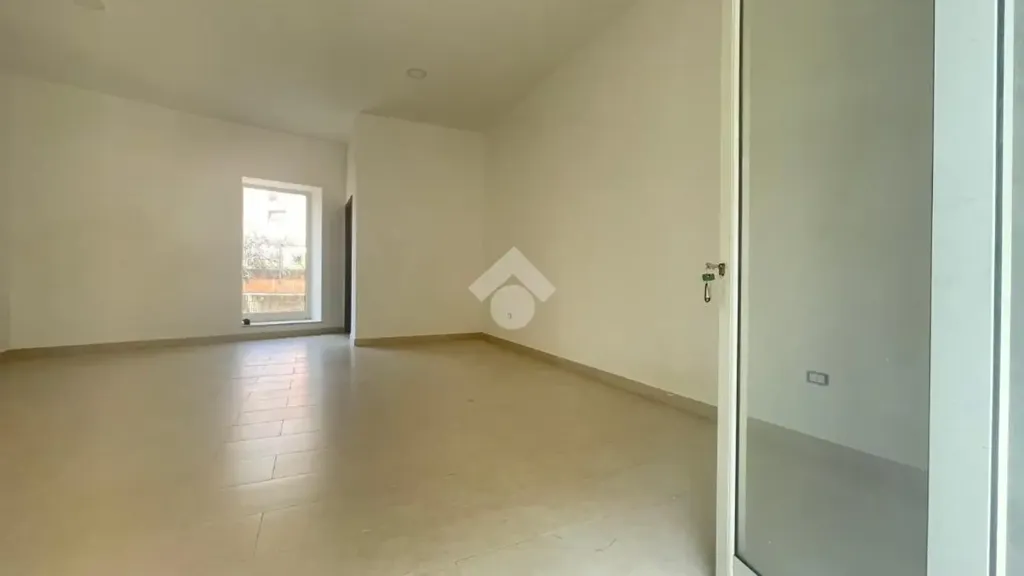 Toad - Commercial Unit with Recent Renovation in Benevento