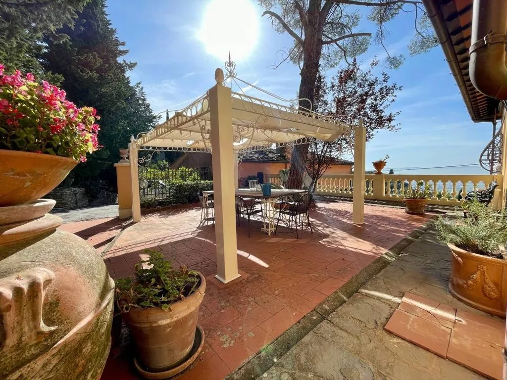 Terrass - Period Villa with City View in Florence