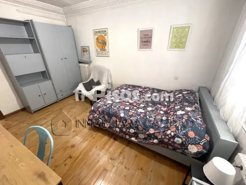 Bedrooms - Student Flat with South Orientation in Burgos Centre