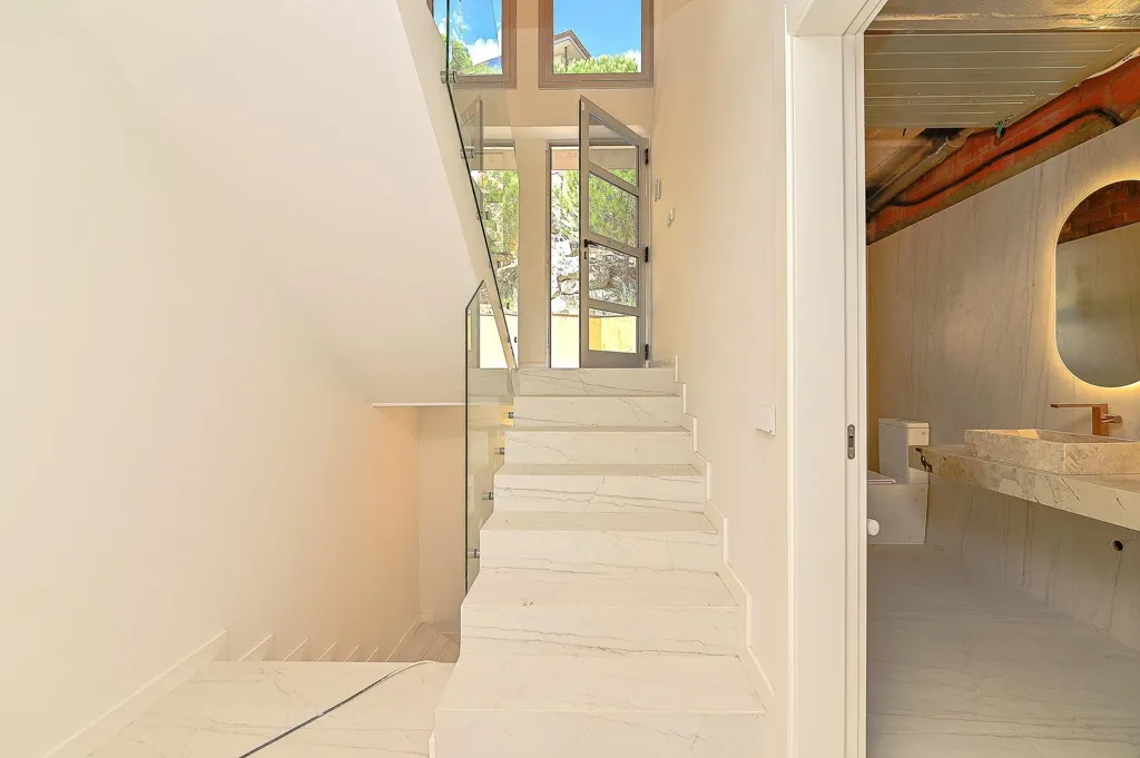 Toad - Detached Villa with Sea Views in Punta Brava