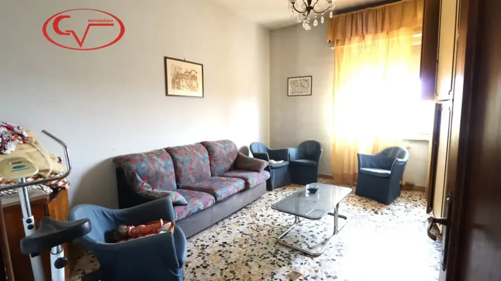 Elutuba - Spacious Apartment with Terrace in Montevarchi
