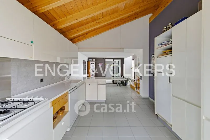 Cucina - Panoramic Villa with Lake View in Besozzo