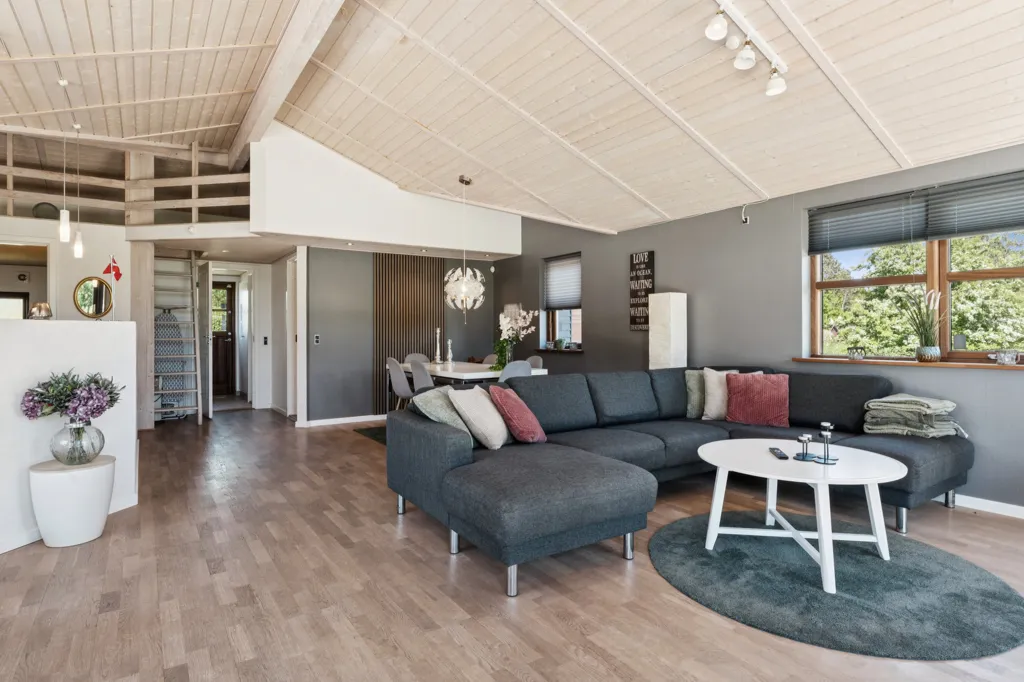 Elutuba - Vacation House with Pool near Hals