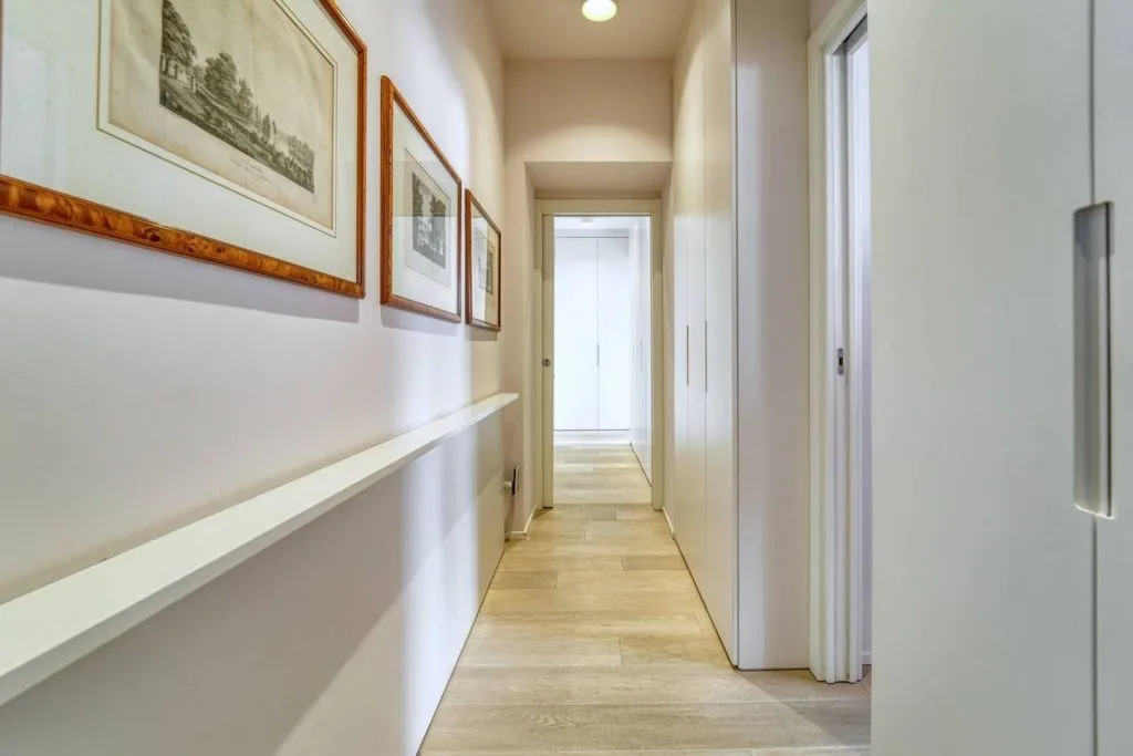 Entrée - Luxury Apartment with Triple Exposure in Milan