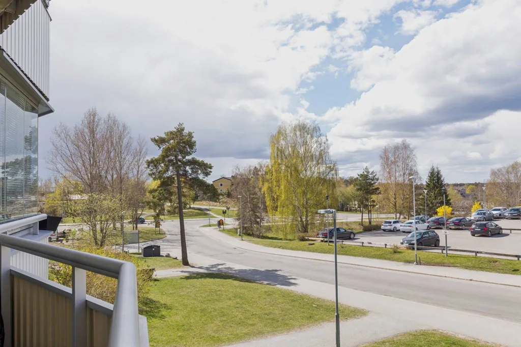 Balcón - Bright Apartment with Balcony in Brandbergen