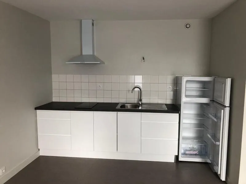 Cuisine - Appartement de Plain Pied au Centre Bourg à Chambretaud