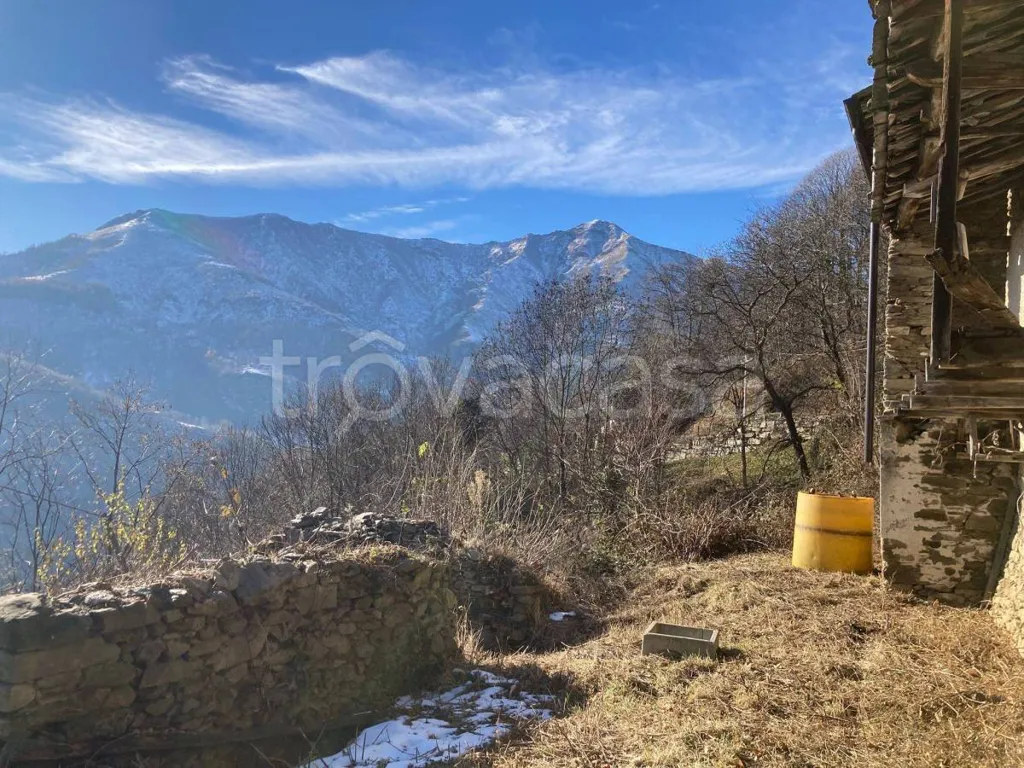 Terrass - Rustic Property with Panoramic View in Angrogna